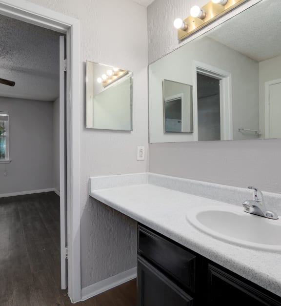 Villas at Quail Creek Apartments in Austin, TX